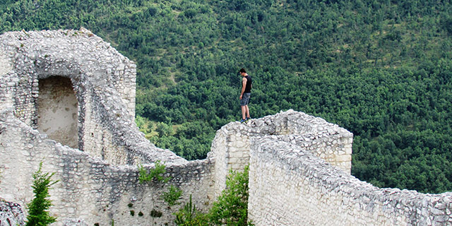 Castello di Bominaco