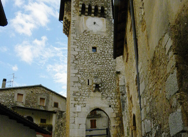 Torre dell'Orologio di Fontecchio